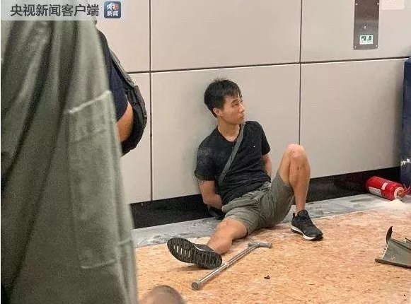 494949今晚開什么香港,大四男生遭電瓶燒傷室友被逮捕