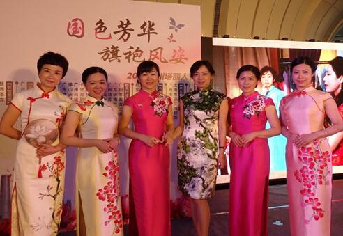 澳門天天彩精準(zhǔn)資料大全,李現(xiàn)揭秘《國(guó)色芳華》幕后趣事